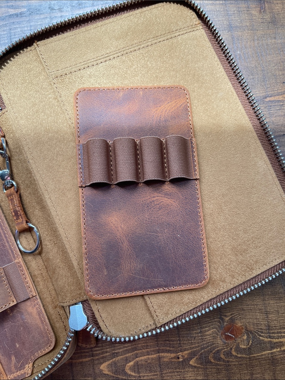 Galen Leather Expansi-Folio Leather Wide A5 Zip Folio Crazy Horse - Picture 6 of 6